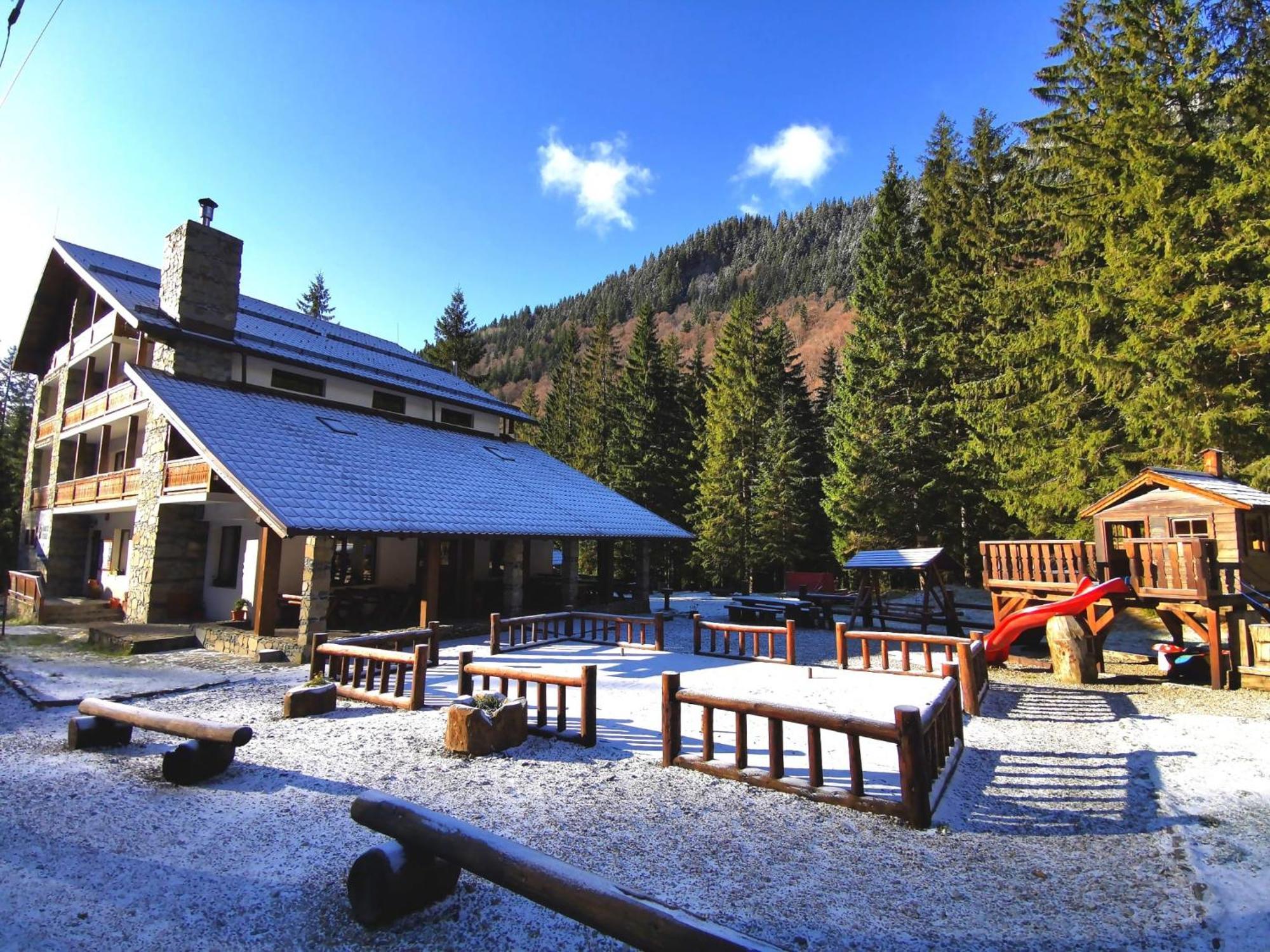 Cabana Conacul Ursului Cumpana  Экстерьер фото